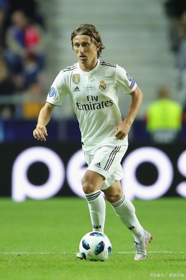 惠芳就爱踢足球 · 昨天09：59 · 2.7万阅读